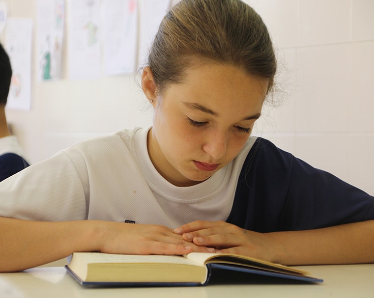 Classe Primària Lectura 2@3x-100